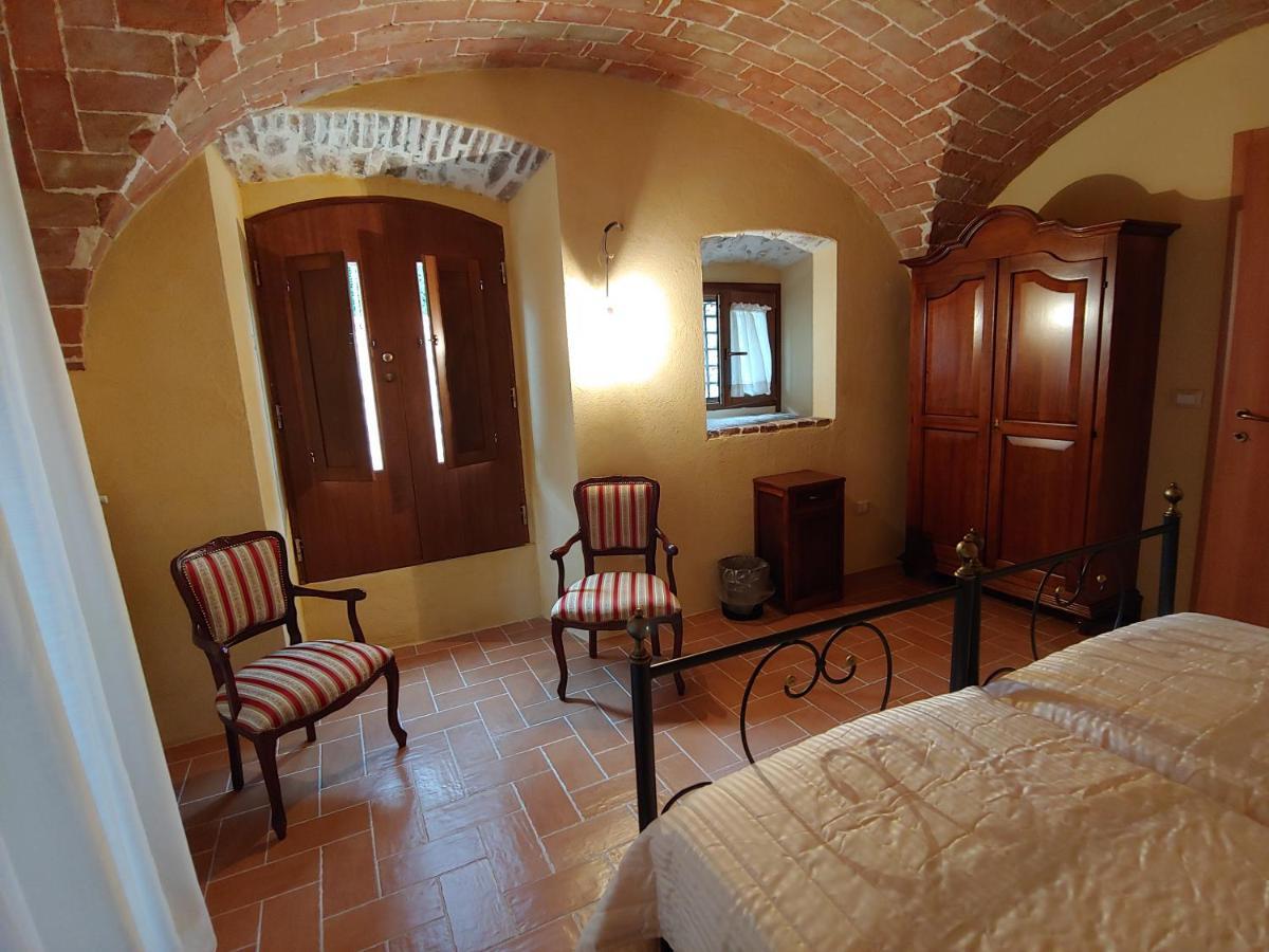 Castello Di Fagnano -Albergo Diffuso & Spa Fagnano Alto Exterior photo